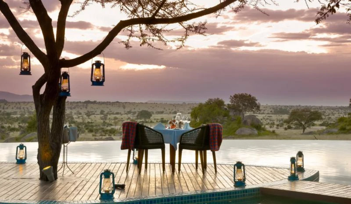Four Season Safari Lodge
